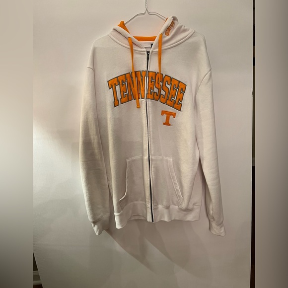 Colosseum Other - TENNESSEE VOLUNTEERS - WHITE WITH ORANGE LETTERING SWEATSHIRT